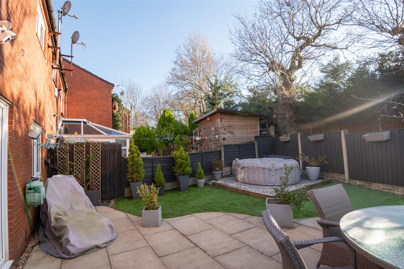 2 bed property in Pingle Croft, Chorley
